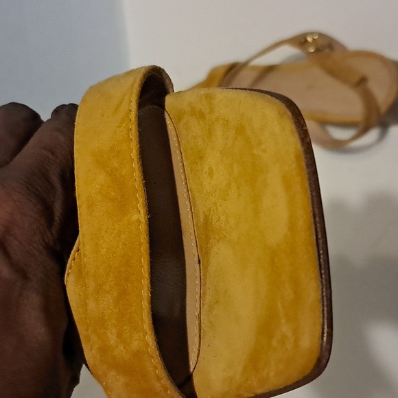 Gianvito Rossi Mustard Yellow Suede City Block Heel Sandals 40/9 NWOT - Picture 10 of 12